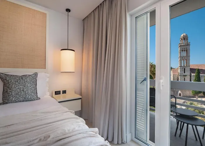 酒店 Bay Hvar 赫瓦尔